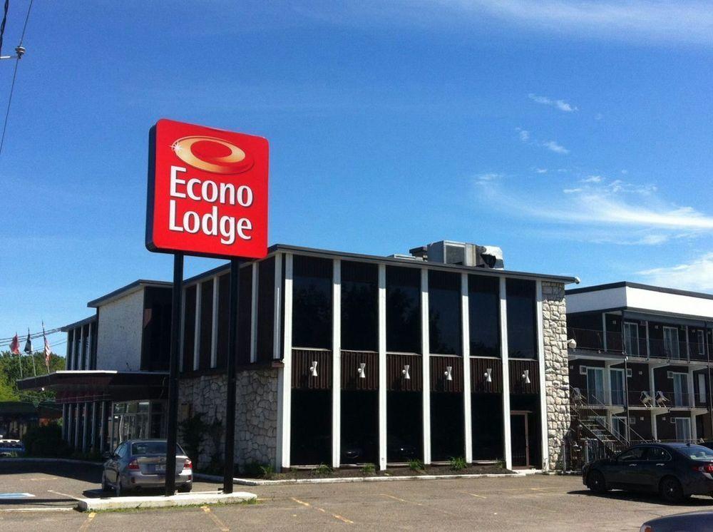 Hotel Le Principal Granby Exterior foto